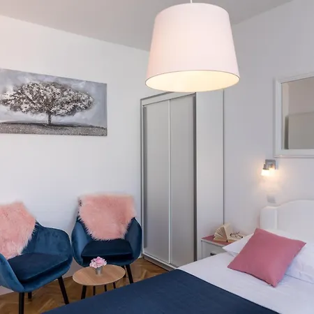 Apartment Lile *